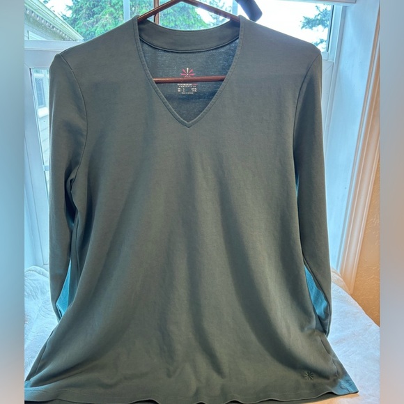 Isaac Mizrahi Tops - Isaac Mizrahi Live Essentials in Forest Green